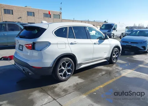2018 BMW X1 xDrive28I z USA, uszkodzony, nr VIN WBXHT3C36J5K30649